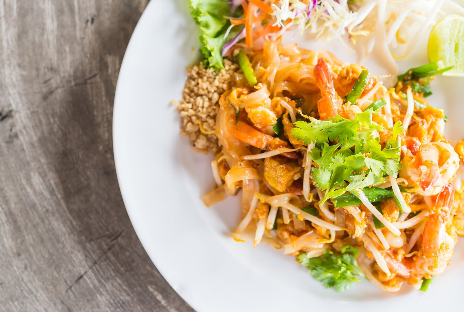 Chicken homemade pad-thai