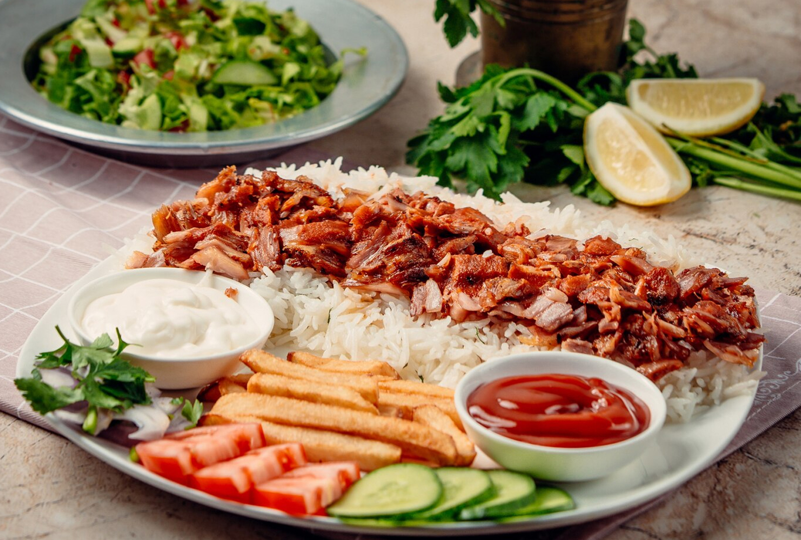 Gyros rice with chicken and vegetables